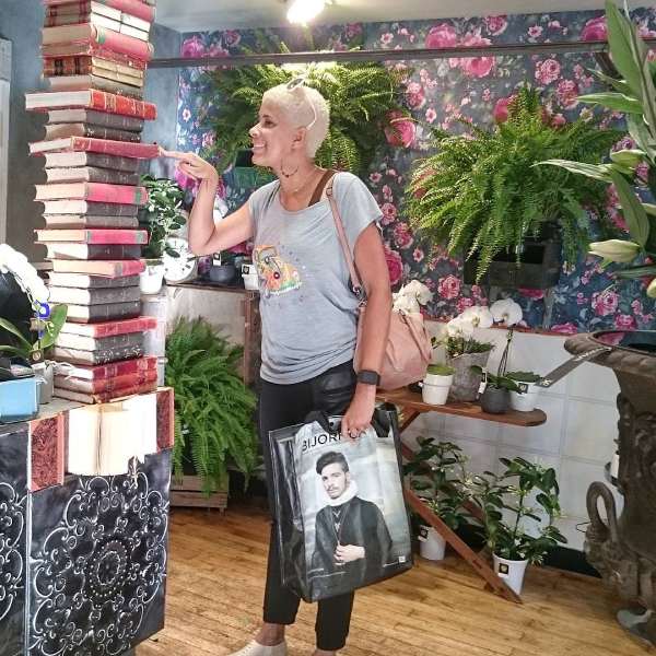 Des livres « prêts à emporter » à la médiathèque Michel Crépeau à La Rochelle